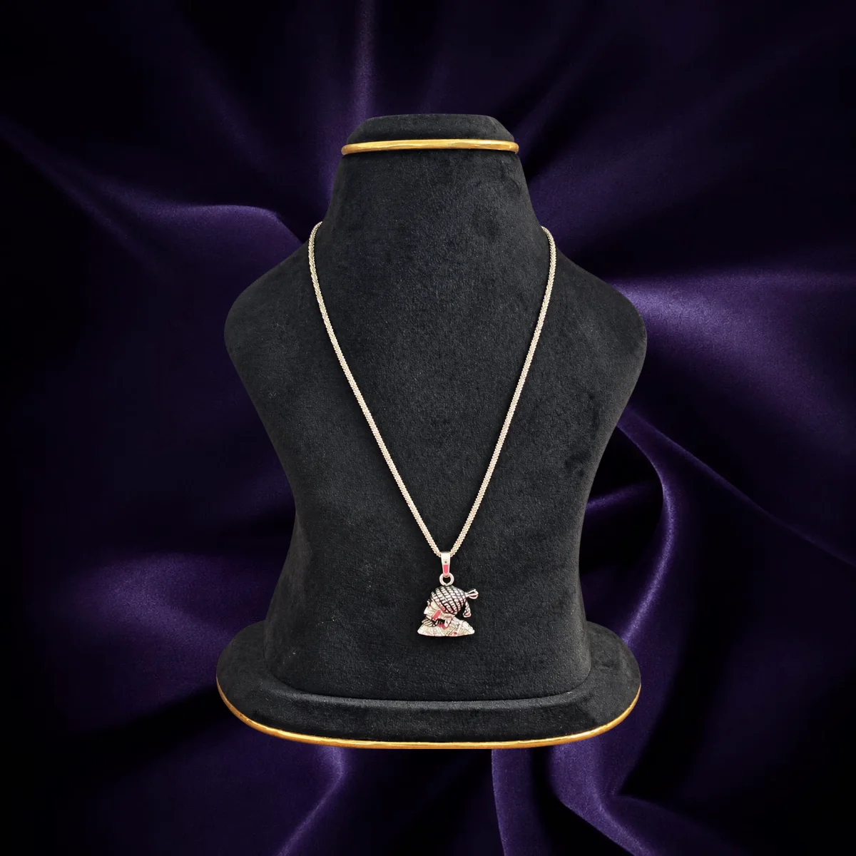 92.5 sterling silver Chhatrapati Shivaji Maharaj pendant chain